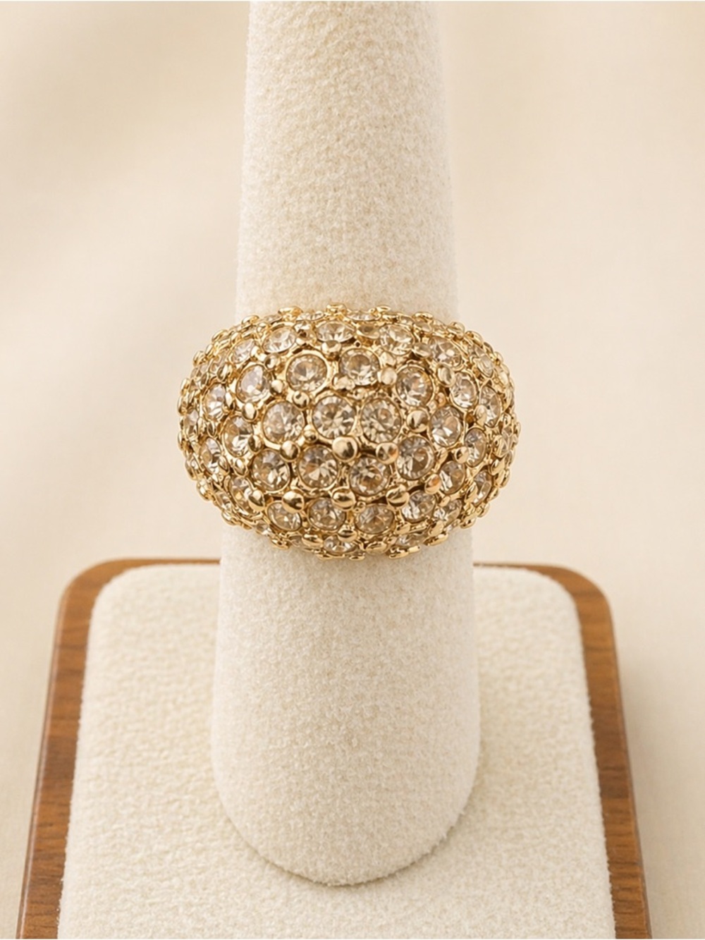 Vintage Gold Tone Costume Cocktail Ring Rhinestone Size 4.5 Ring